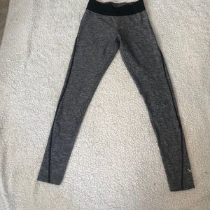 Victoria secrets pink workout leggings extra small